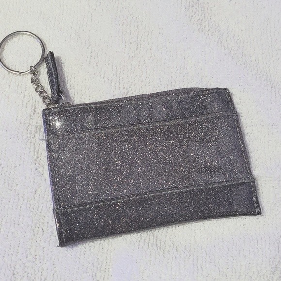 Avenue Shiny Silver Gray Glittery Card Holder with Keyring - Picture 1 of 3